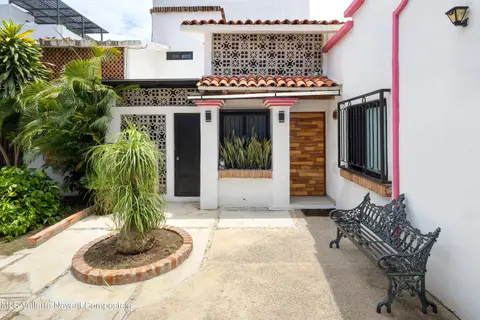 810 Circunvalacion del Robalo Casa Kim JA